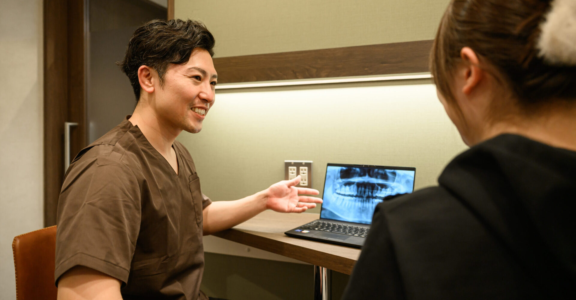 メインビジュアル02（PC）